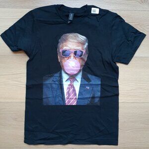 New Small Trump Pink Bubble Gum and Sunglasses Black T-Shirt